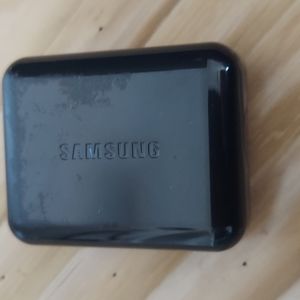 Brand New Sealed Samsung Earphones